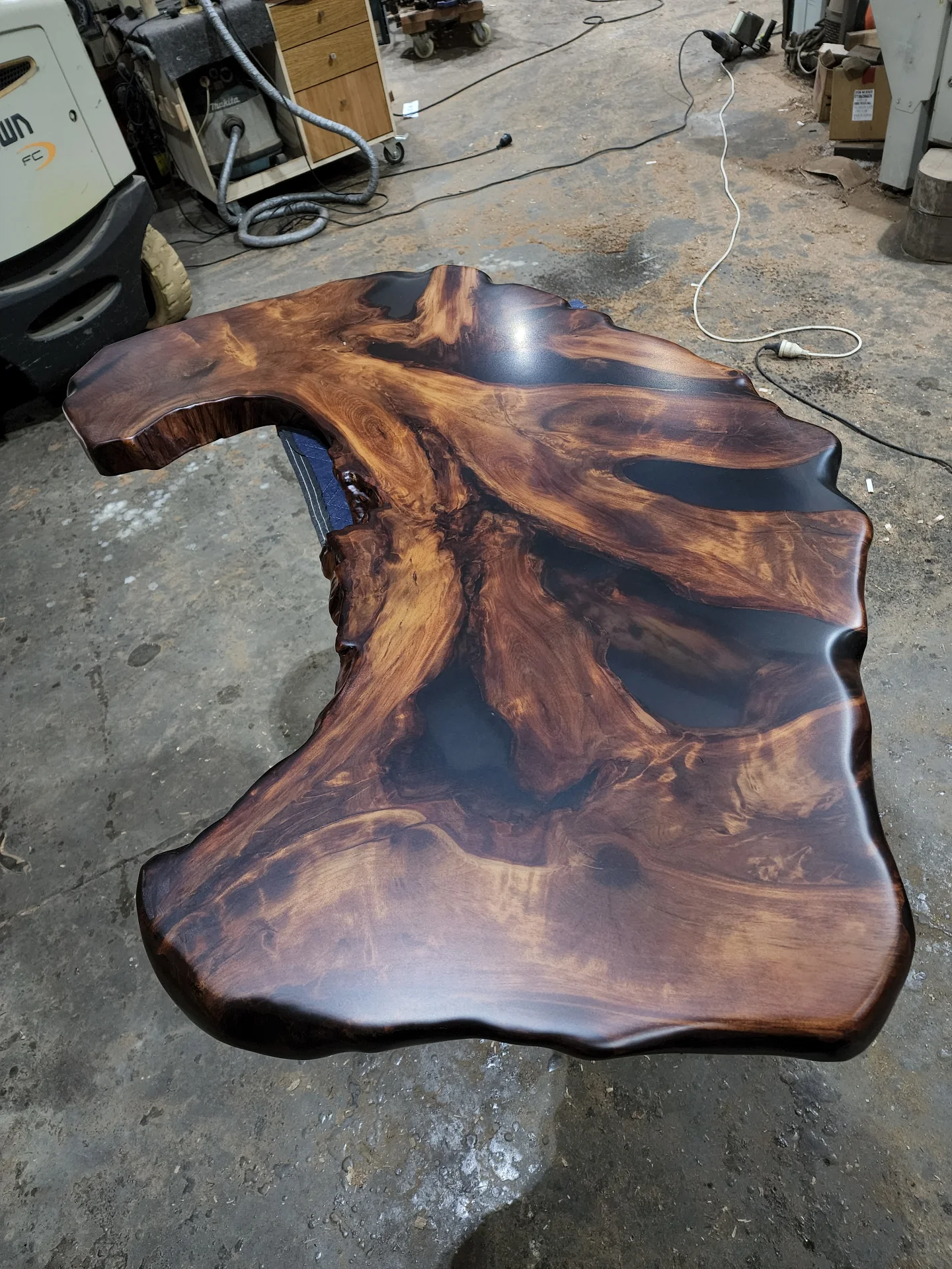 Swamp Kauri Coffee table top — Progress photo