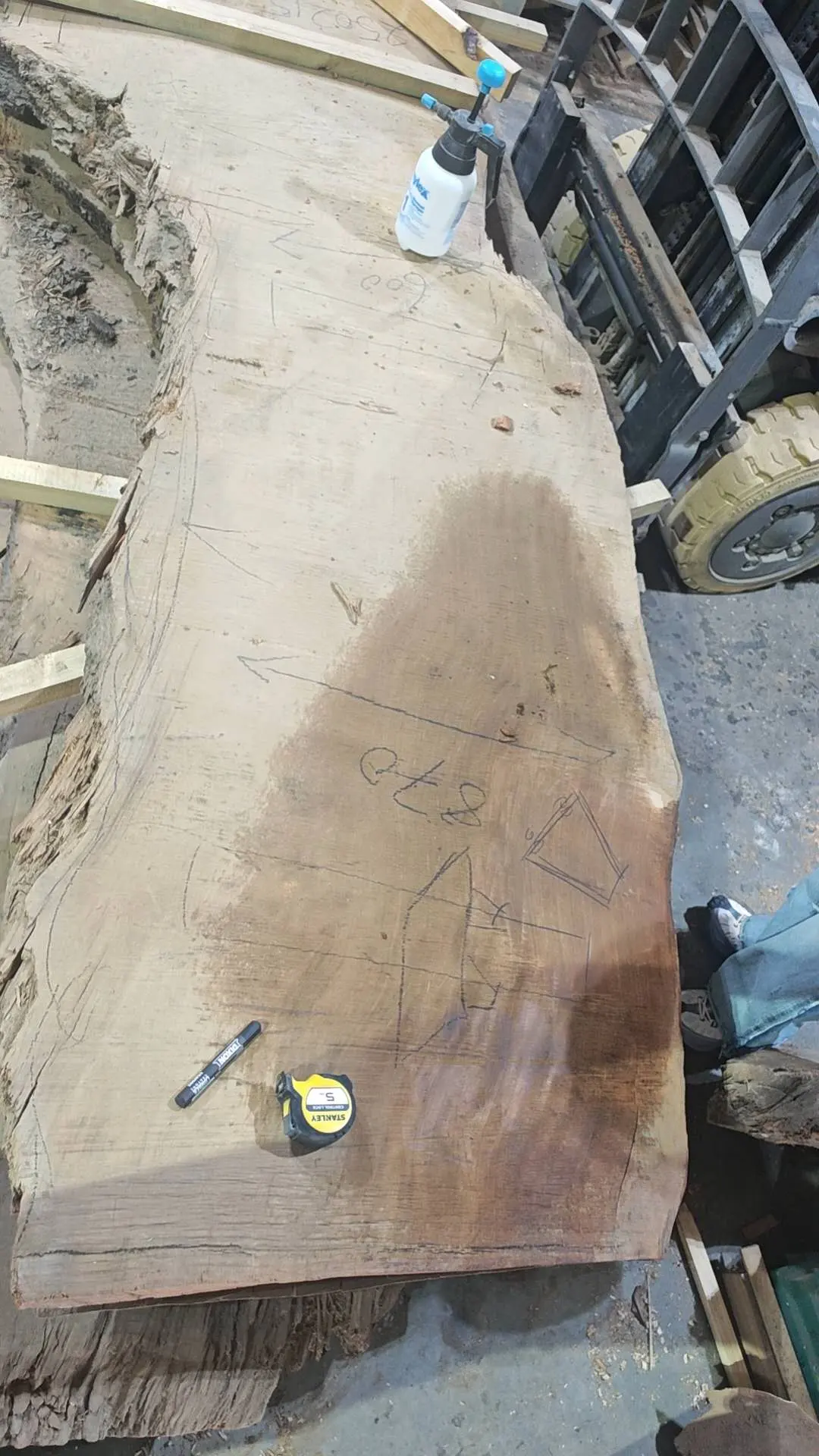 Swamp Kauri Top 1600*800 — latest progress