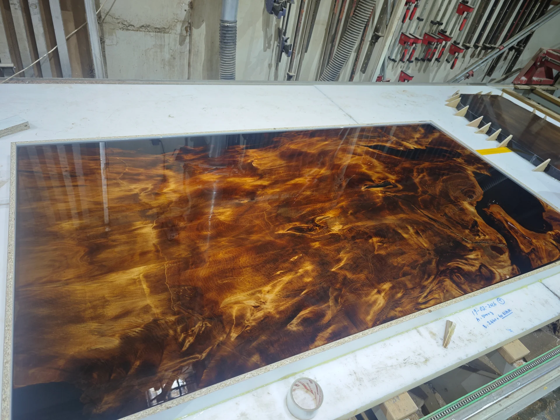 Swamp Kauri Dinning Table 2.2 X 1.1 — Progress photo