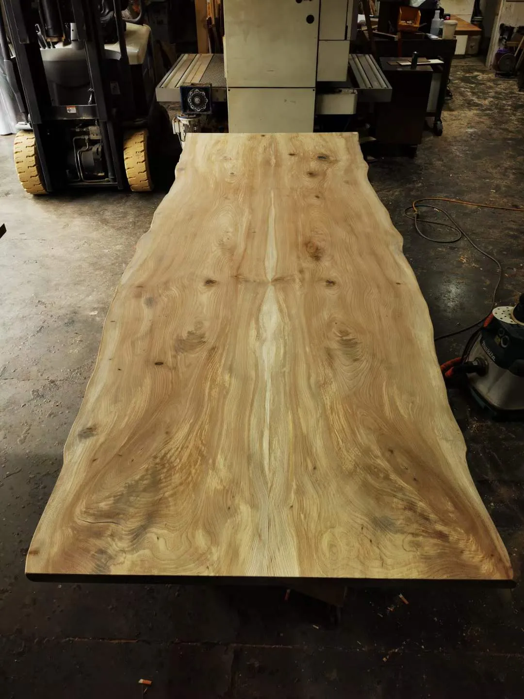 Elm Slab Dinning Table — Progress photo