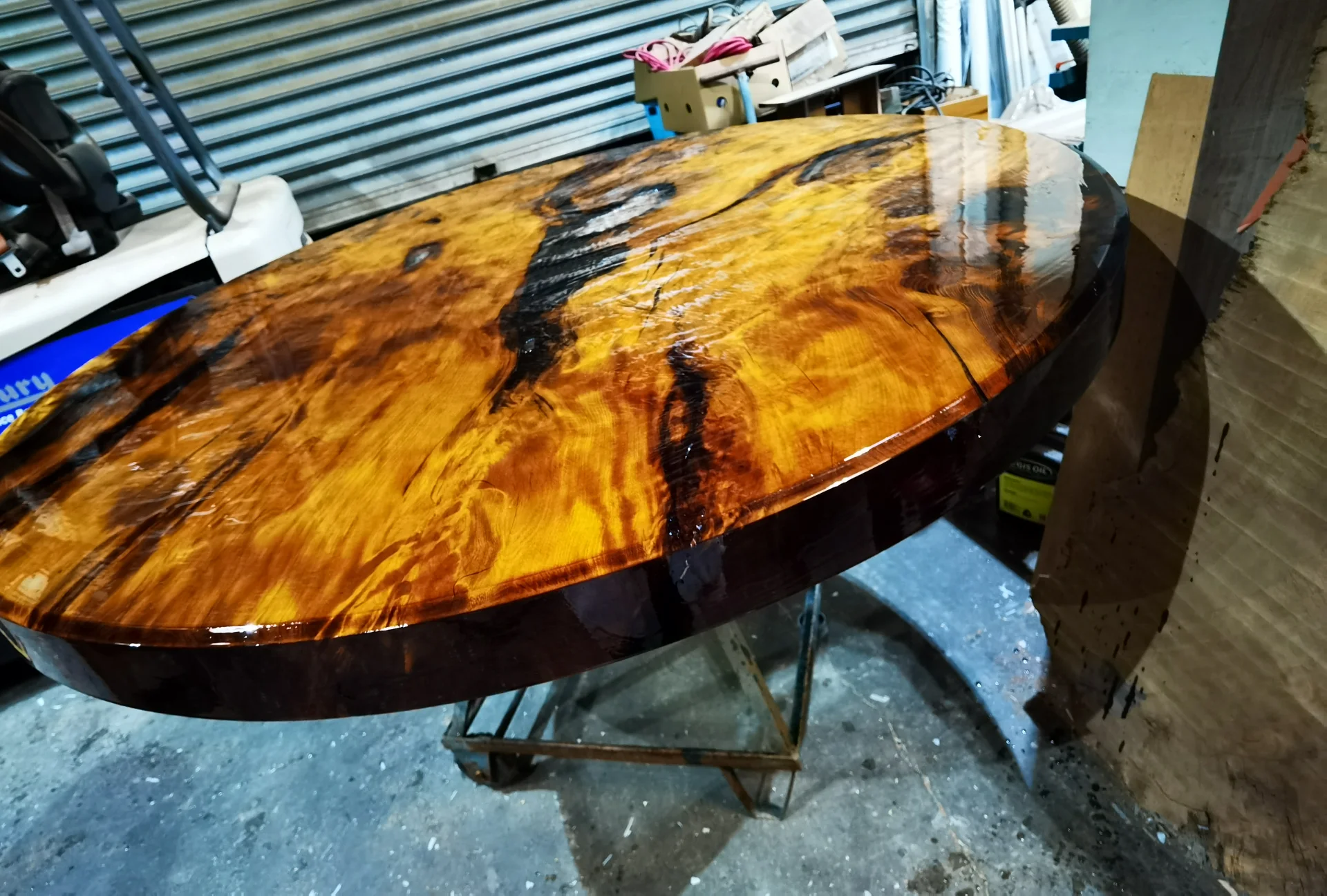 Dia 2M Swamp Kauri Dining table Round — Progress photo