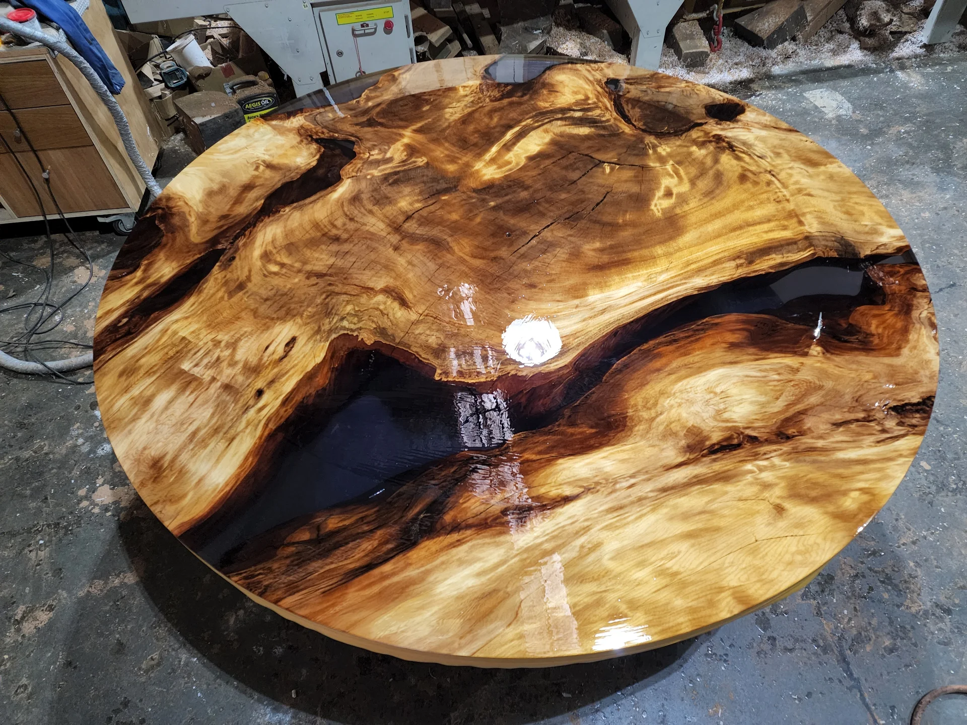 Swamp Kauri Dinning Table 1600D 2 — Progress photo