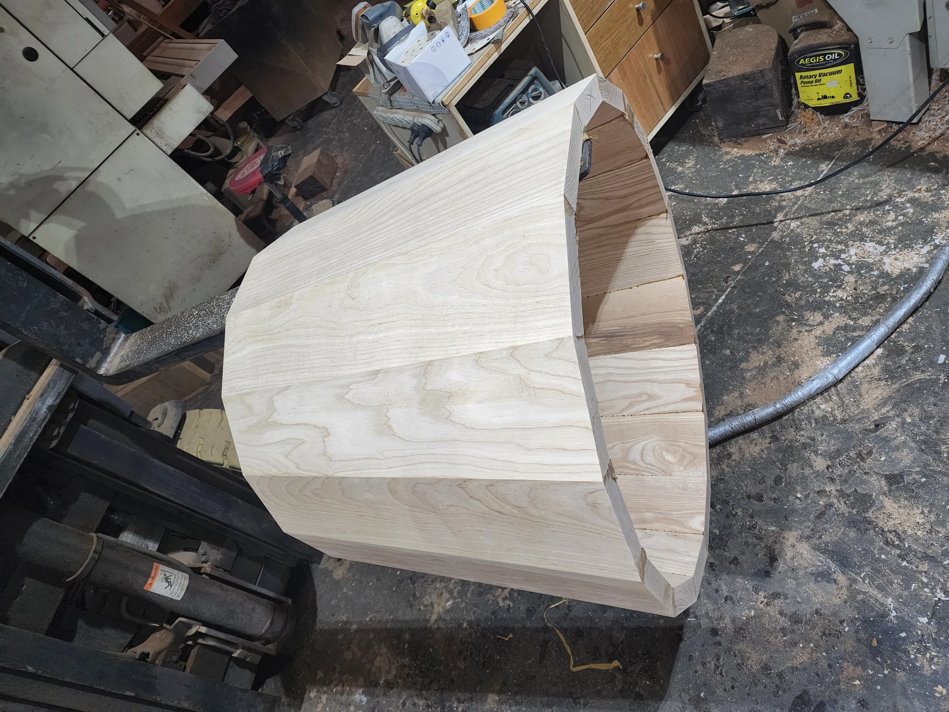 Swamp Kauri Dinning Table 1600D 2 — Progress photo