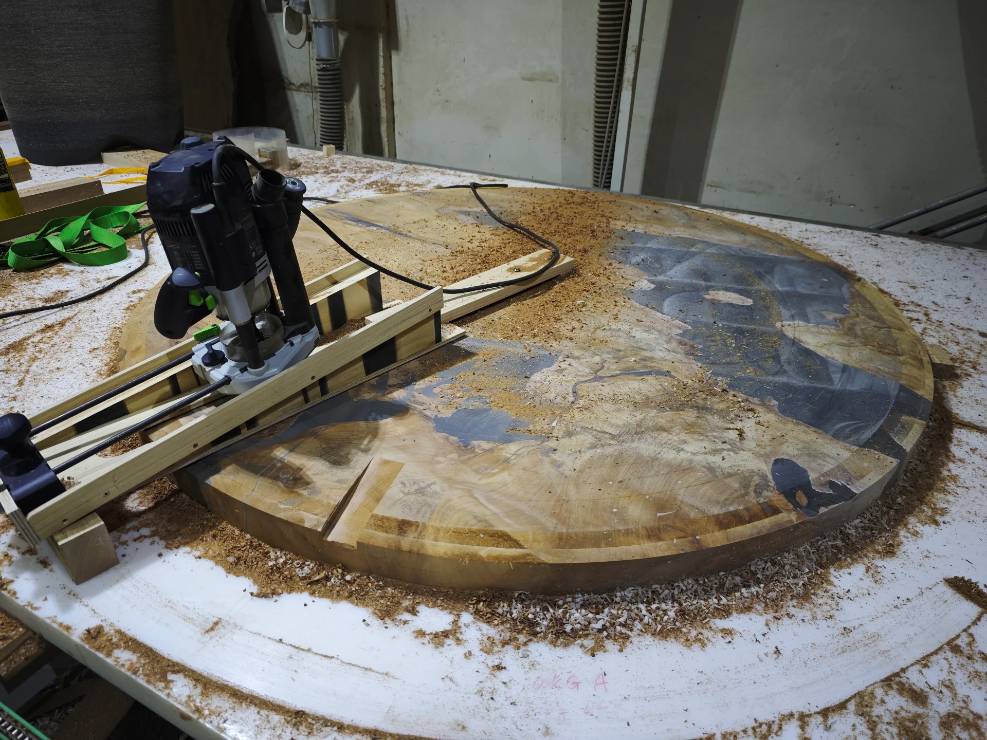 swamp-kauri-dinning-table-1600d-3 — Progress photo