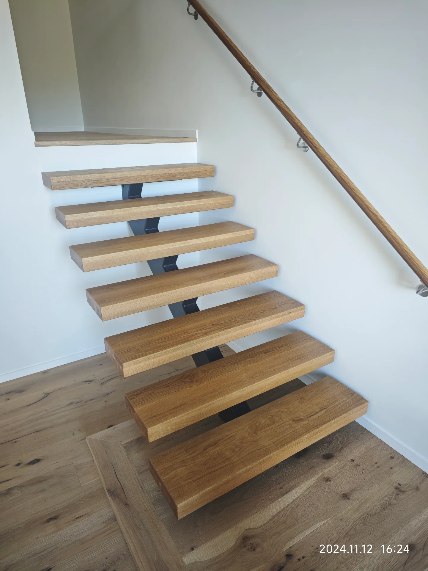 Soild Oak Floating Treads 2 — Progress photo