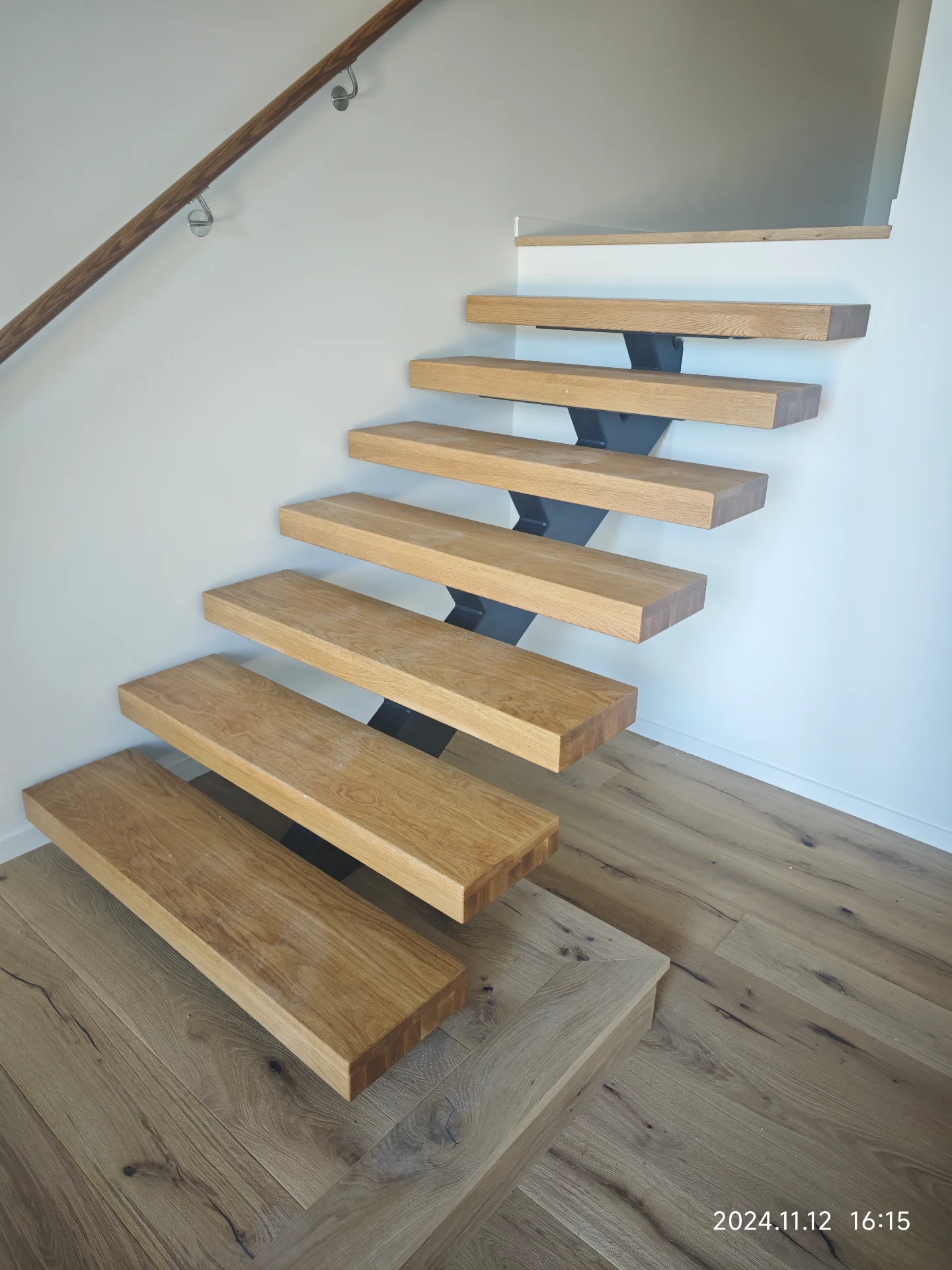 Soild Oak Floating Treads 2 — Progress photo