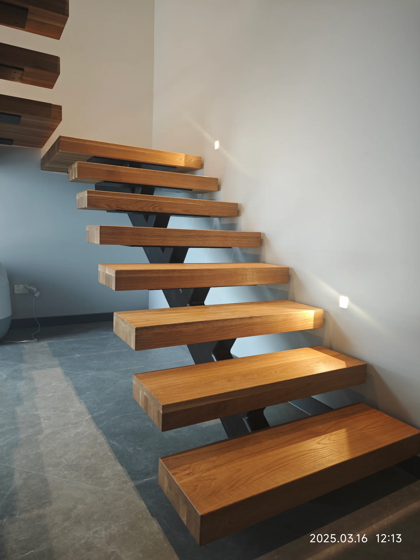 Soild Oak Floating Treads 3 — Progress photo