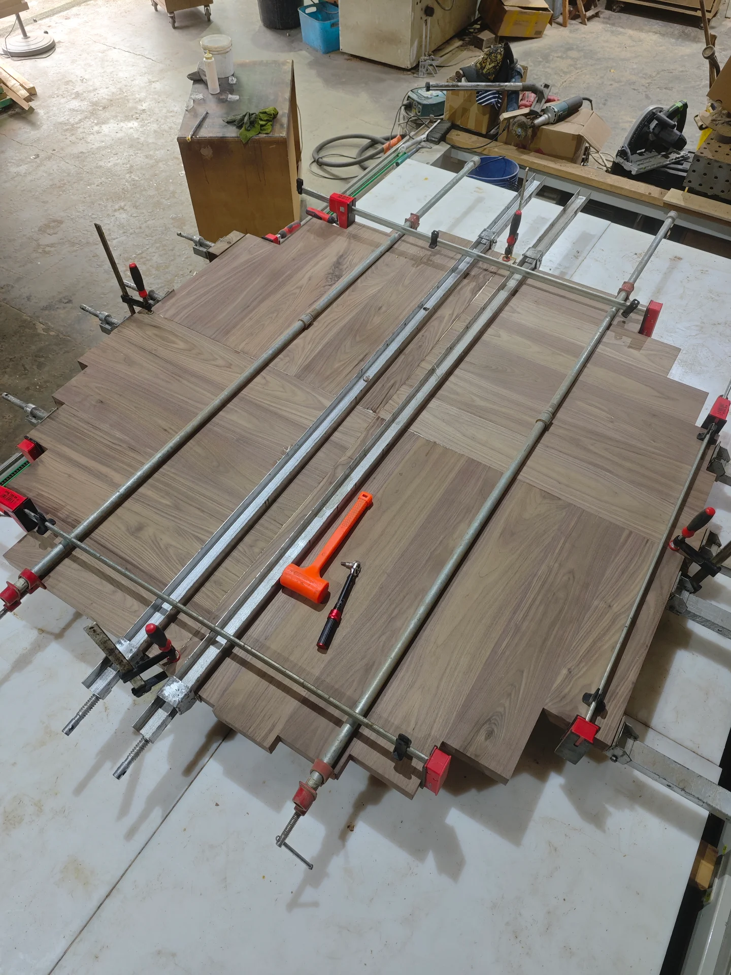 American black walnut round dining table 1800 — Progress photo