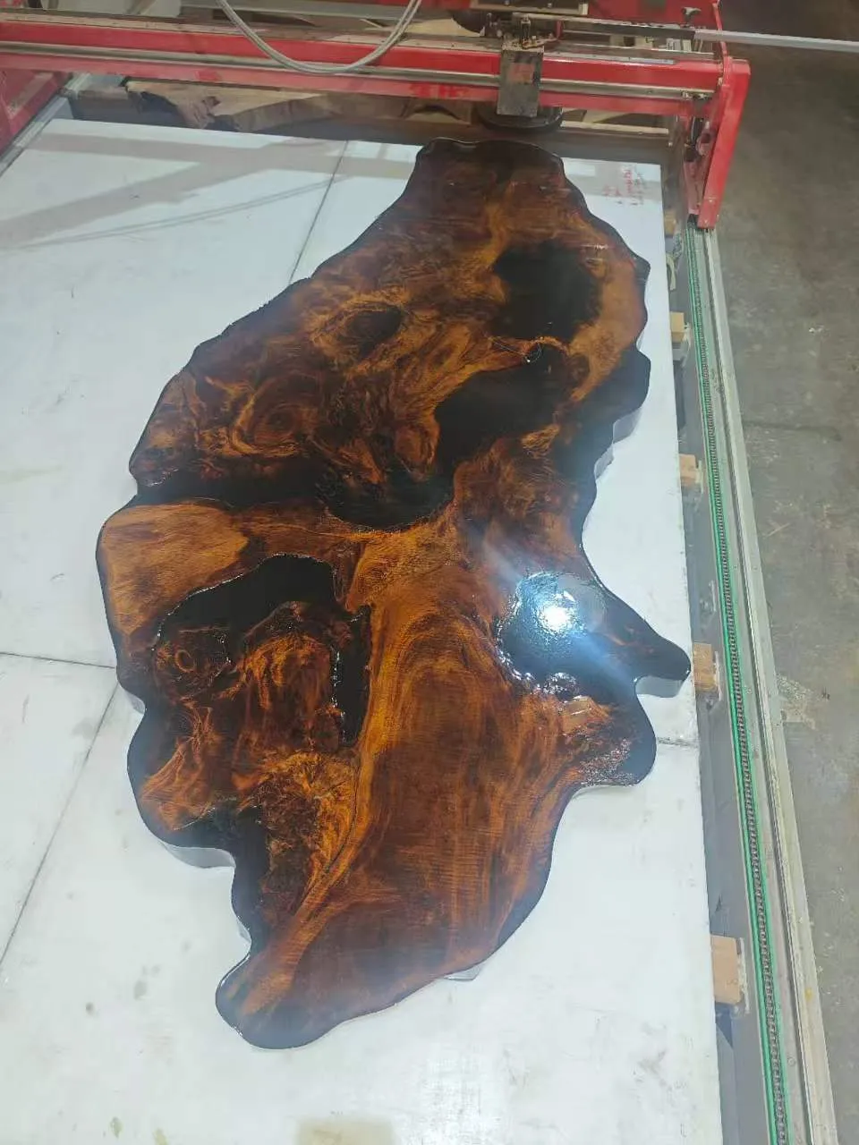 Custom live edge swamp kauri tea table — Progress photo