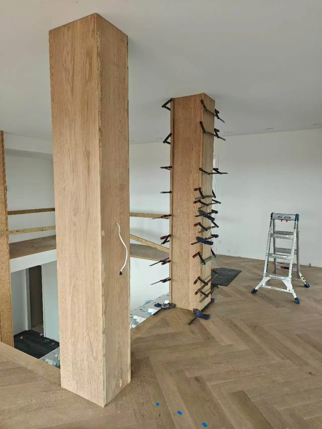Wainscoting pillars with soild white oak — Progress photo