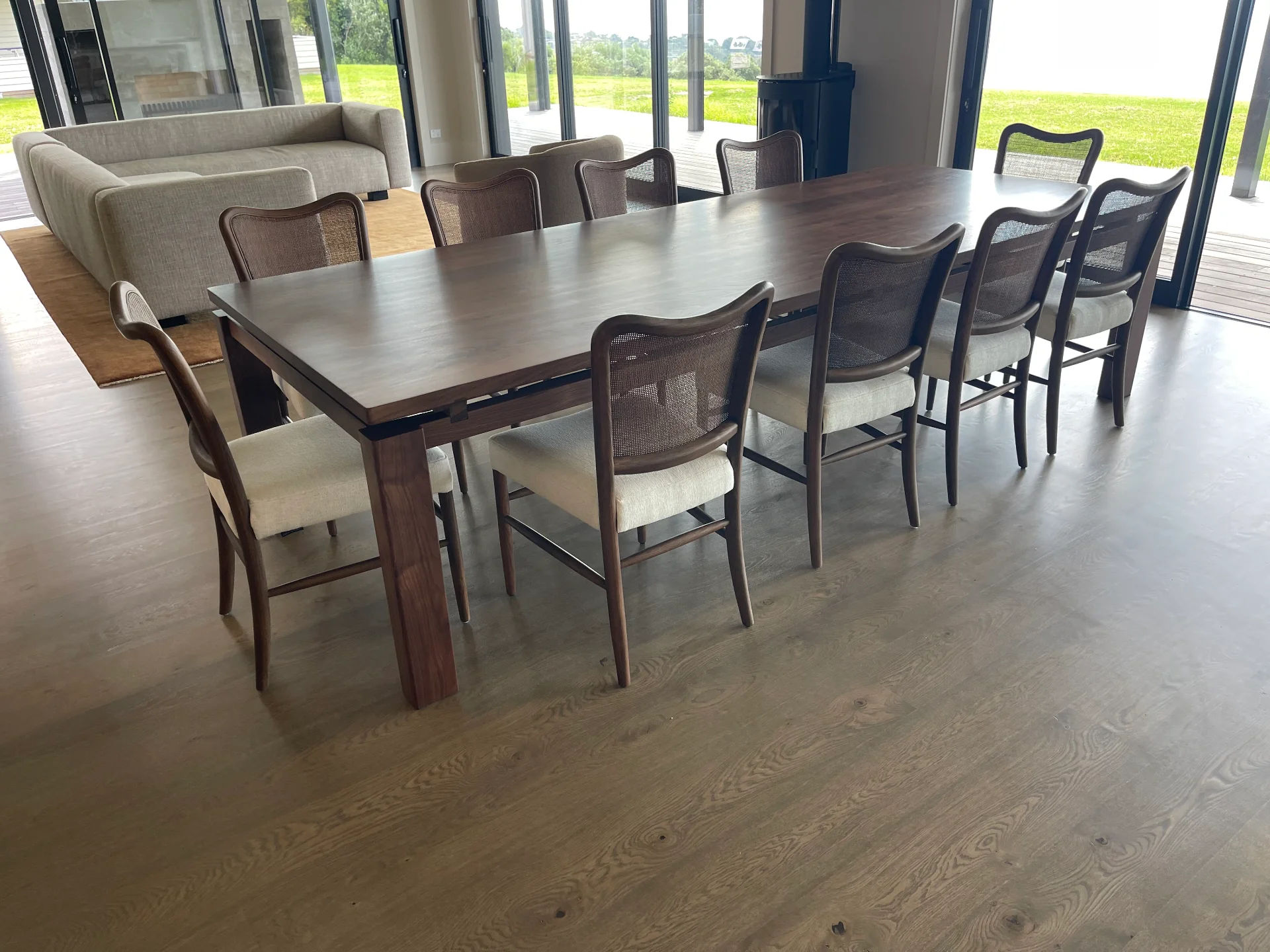 Floating dining table American black walnut — Progress photo