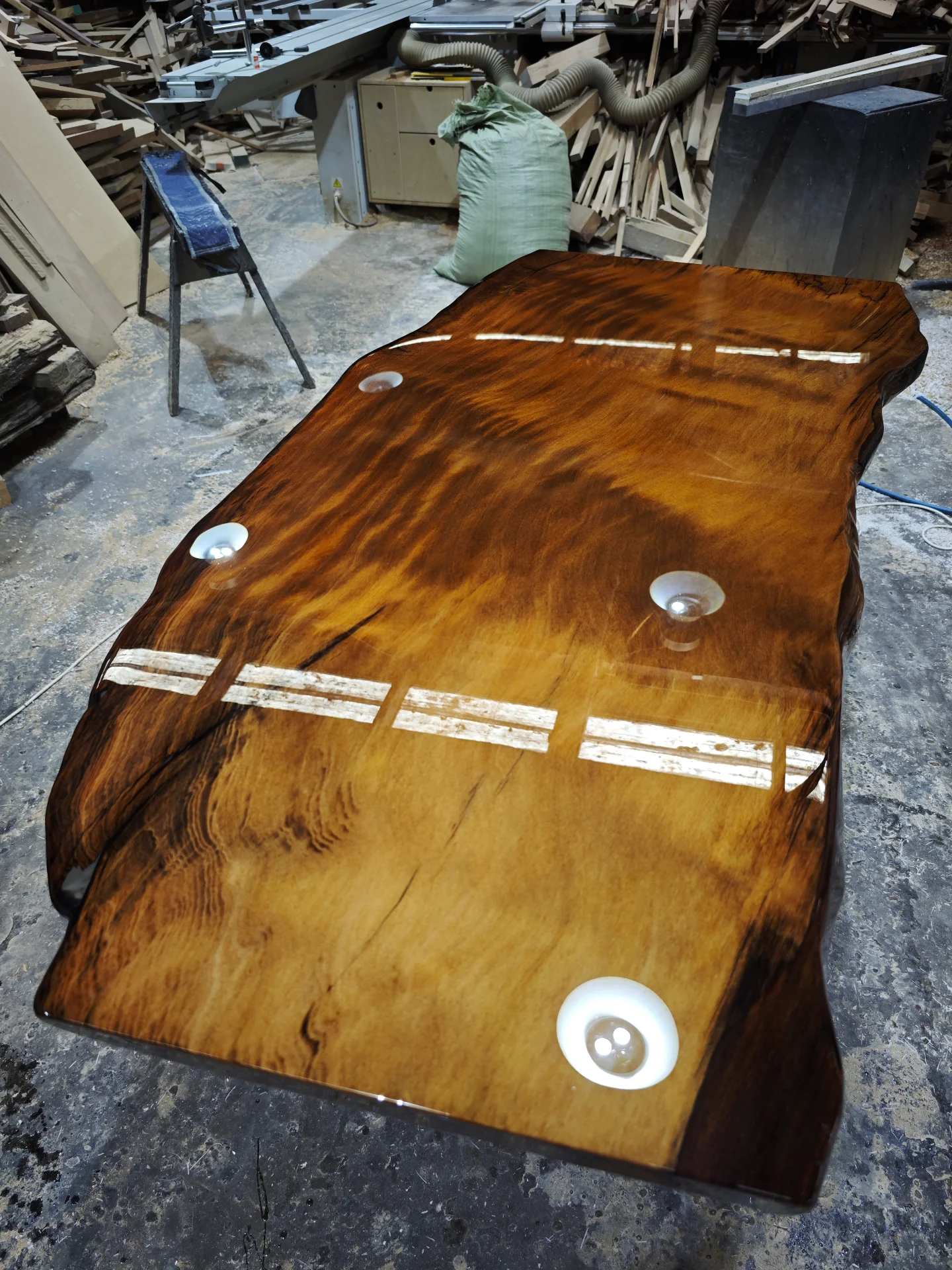 Swamp Kauri Top 1600*800 — Progress photo