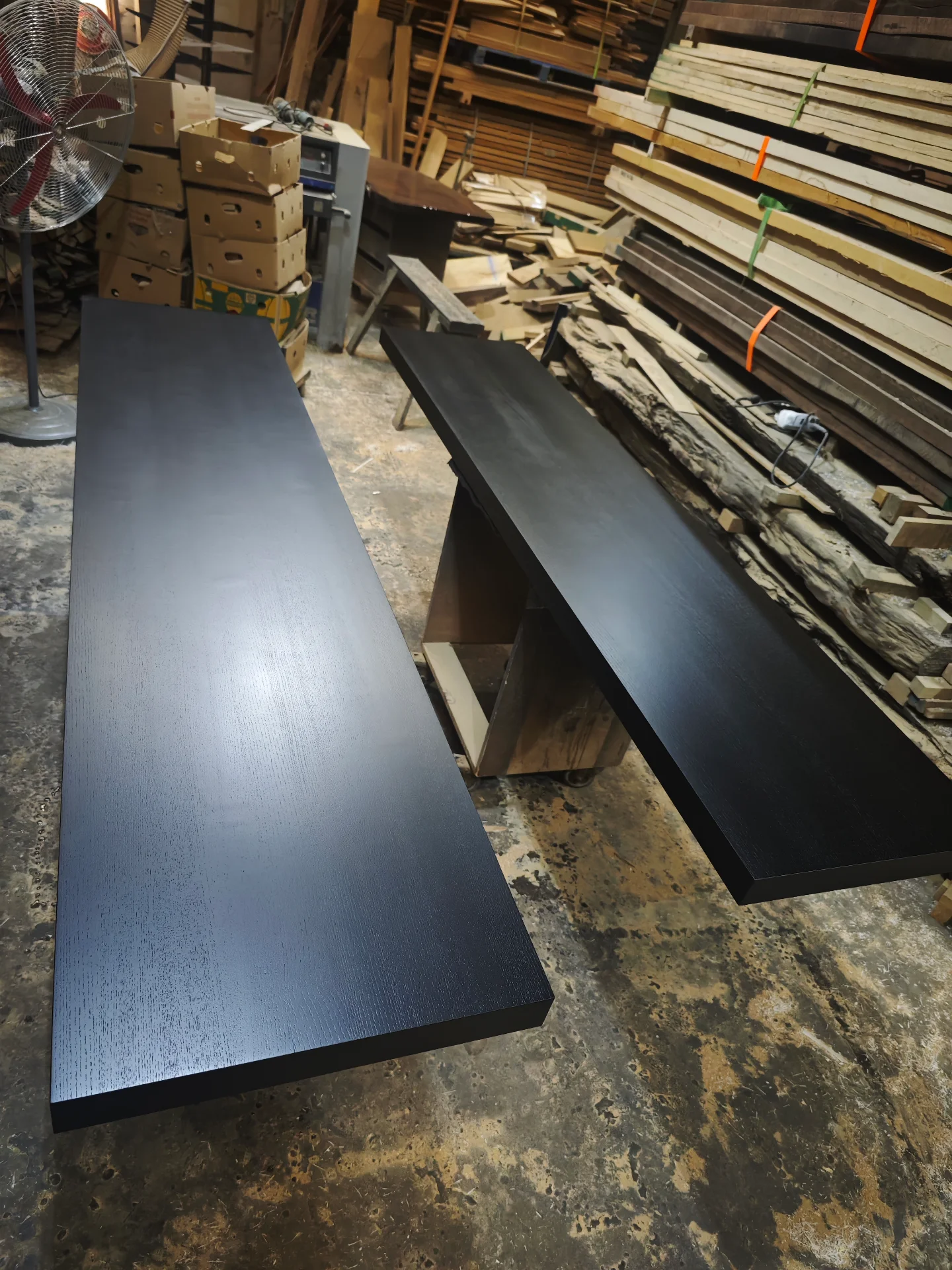 Vertical laminated ash dining table top in black pu — latest progress