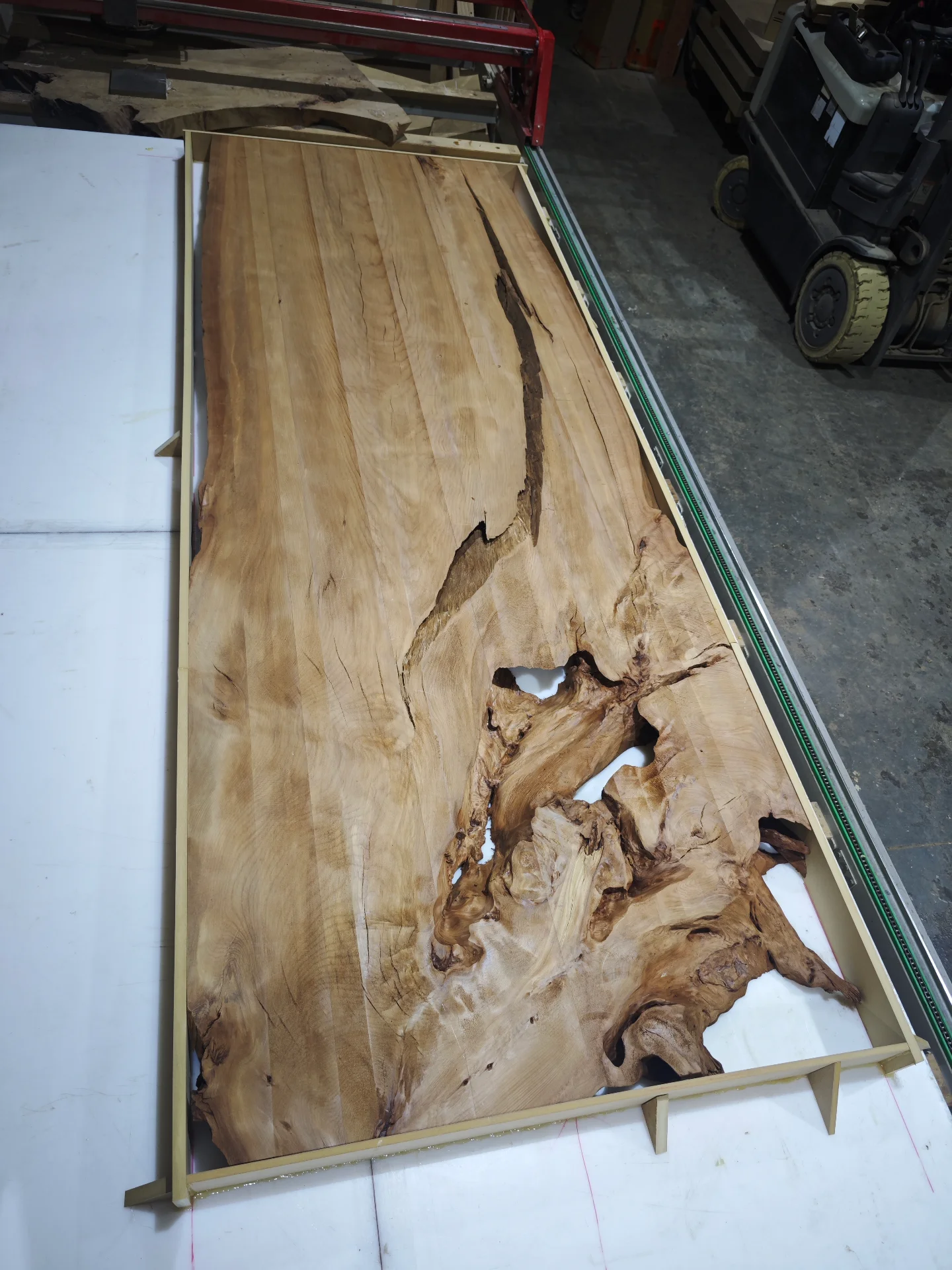 Custom made swamp kauri dining table Whitford — Progress photo