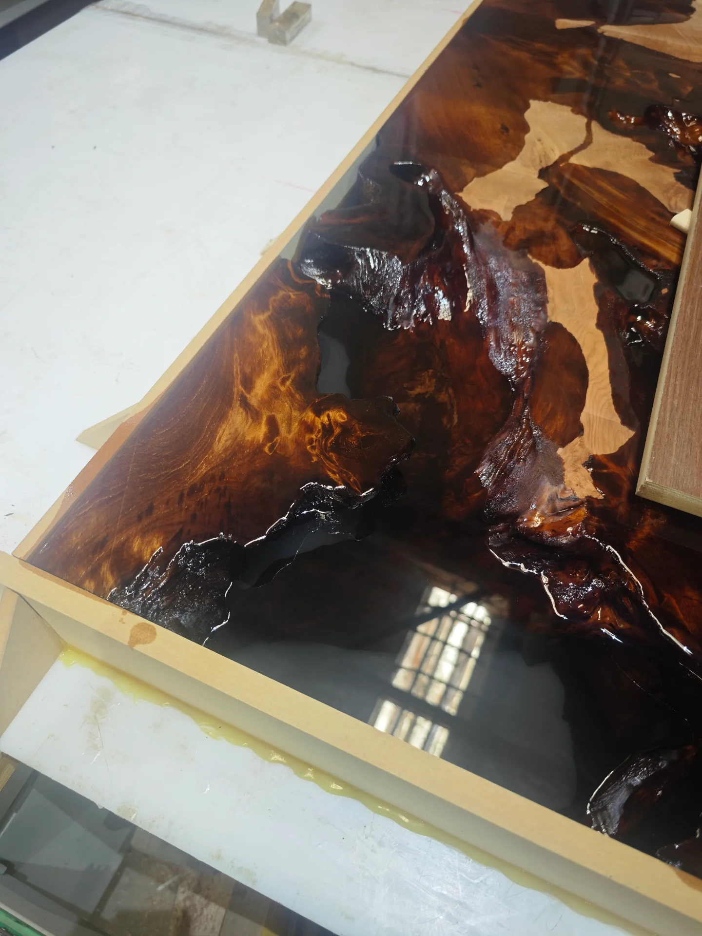 Custom made swamp kauri dining table Whitford — Progress photo