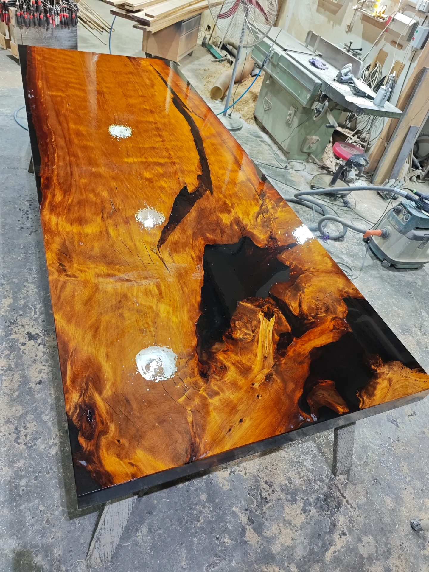 Custom made swamp kauri dining table Whitford — Progress photo