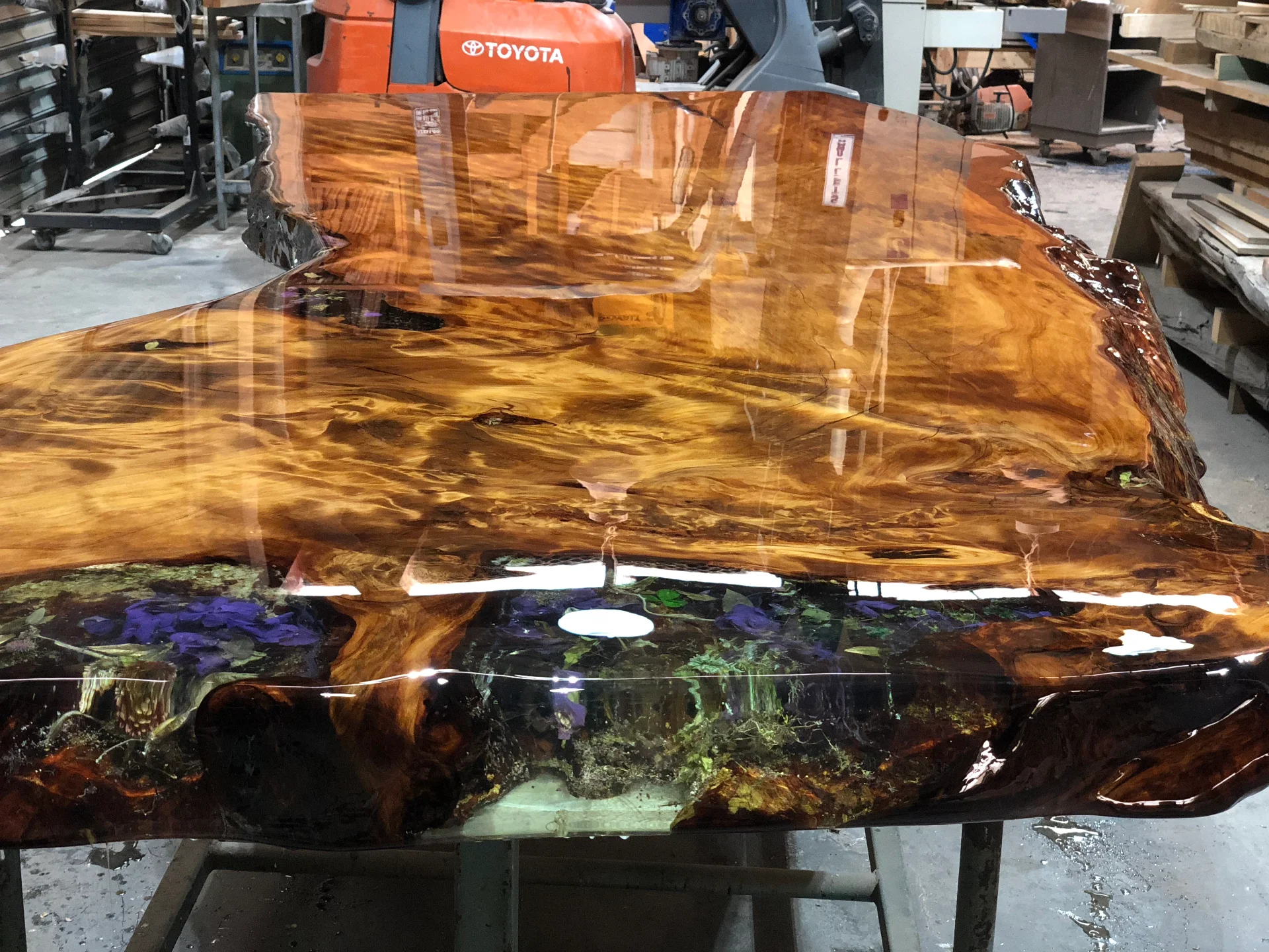 Ansheng's Swamp Kauri table — Progress photo
