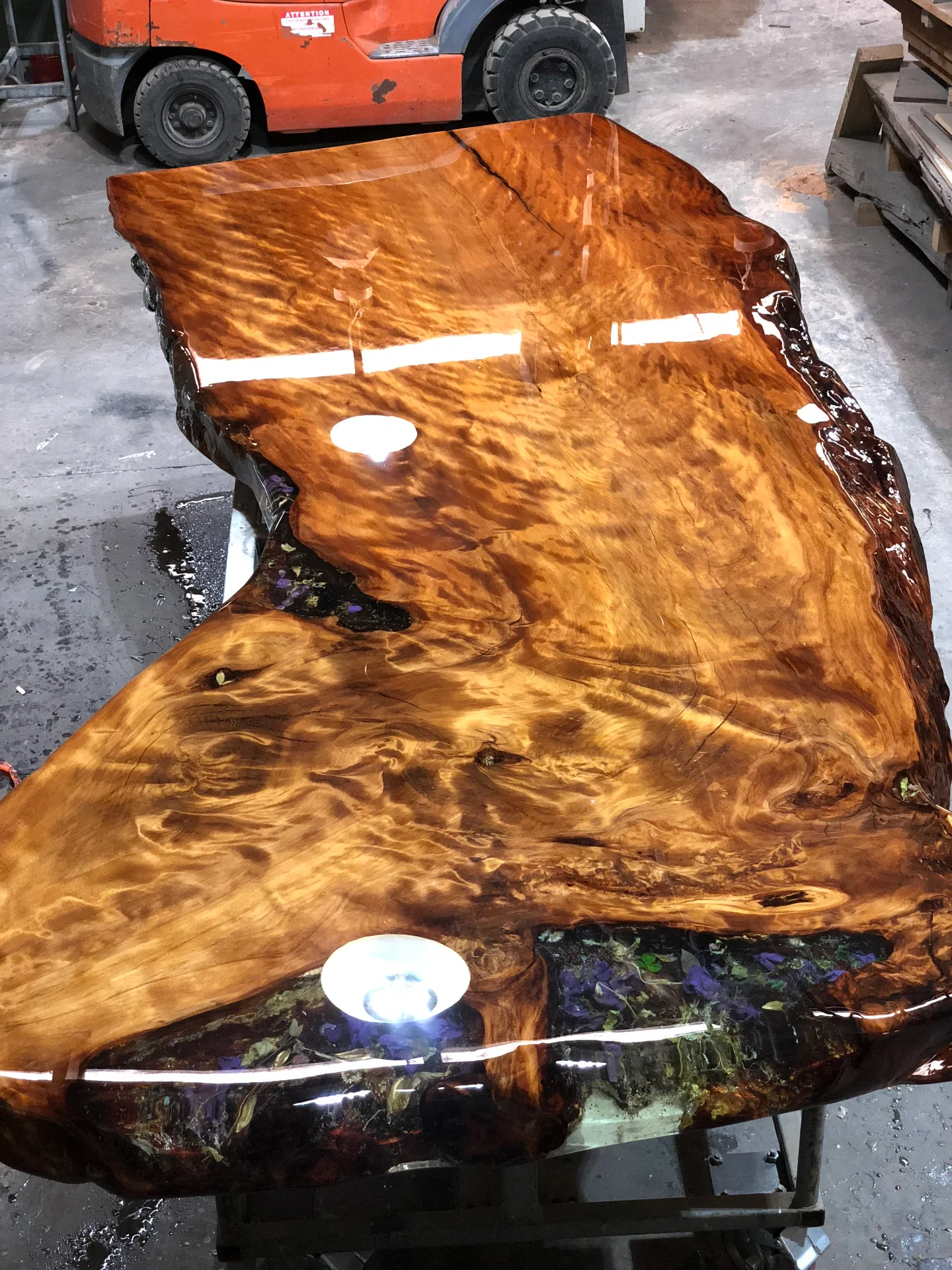 Ansheng's Swamp Kauri table — Progress photo